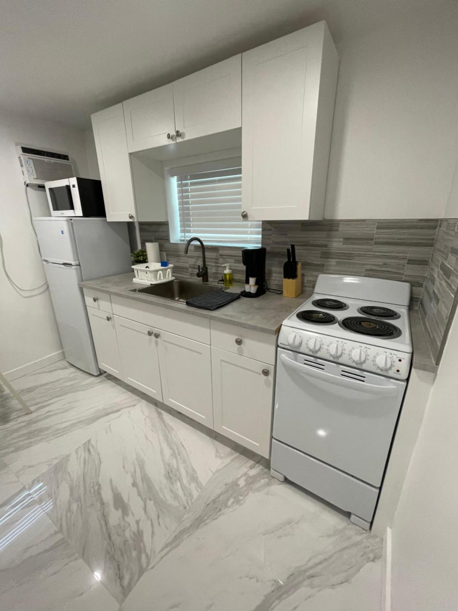 Downtown Ftl Apartments On The River フォート・ローダーデール エクステリア 写真